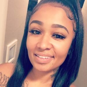 Meet your Posher, Marissa